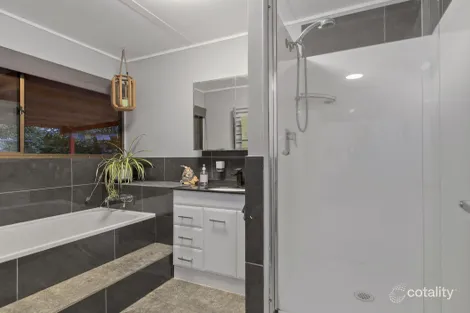 Property photo of 102-104 Dampier Street Barellan Point QLD 4306