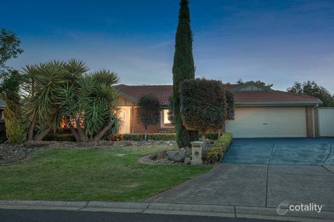 Property photo of 18 Santolin Drive Hillside VIC 3037