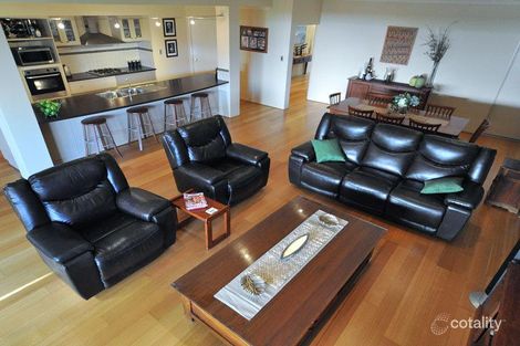 Property photo of 5 Kingsway Madeley WA 6065
