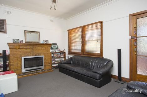 Property photo of 5 Bray Street Long Gully VIC 3550