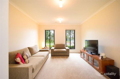 Property photo of 48 Champions Drive Glenroy NSW 2640