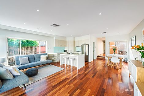 Property photo of 128 Gowanbrae Drive Gowanbrae VIC 3043