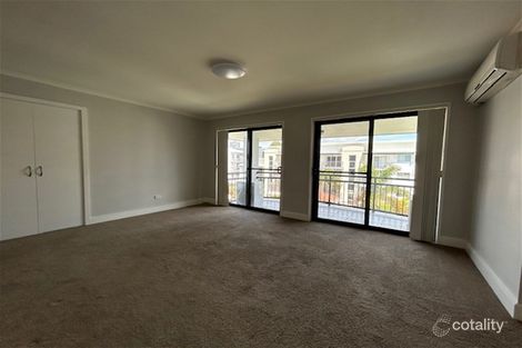 Property photo of 138 High Street Southport QLD 4215