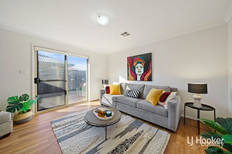 Property photo of 38 Hilda Kincaid Crescent Macgregor ACT 2615