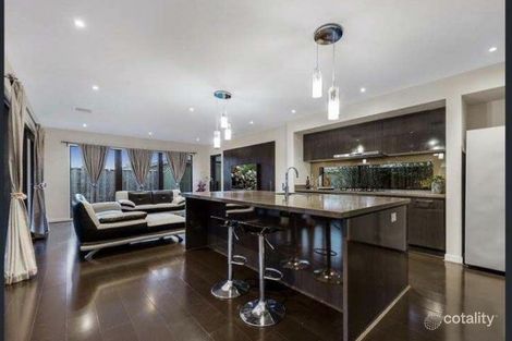 Property photo of 16 Hill Farm Drive Clyde VIC 3978