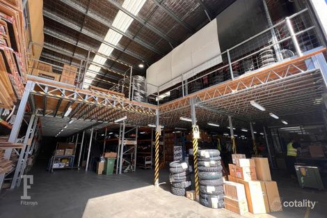 102-104 Lambeck Dr, Tullamarine, VIC 3043