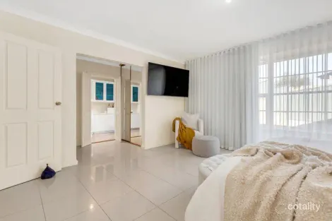 Property photo of 30 Perre Drive Craigmore SA 5114