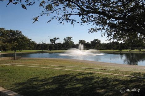 Property photo of 5 Tsavorite Promenade Australind WA 6233