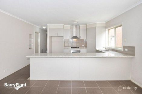 Property photo of 40 Burrora Way Craigieburn VIC 3064