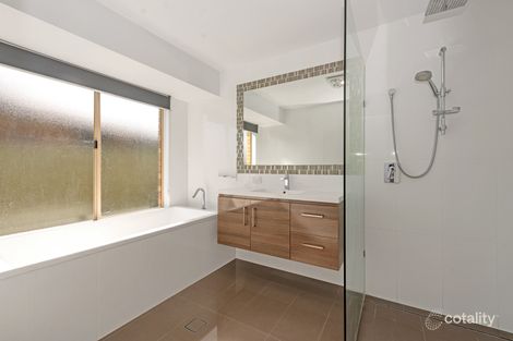 18 Oakland Ct, Burleigh Waters, QLD 4220