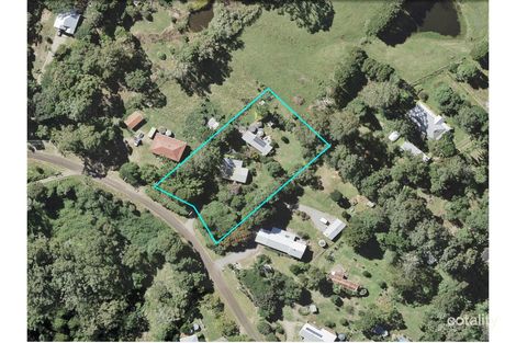 Property photo of 28 Rosella Road North Maleny QLD 4552