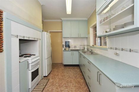 Property photo of 32 Edwin Street North Bendigo VIC 3550