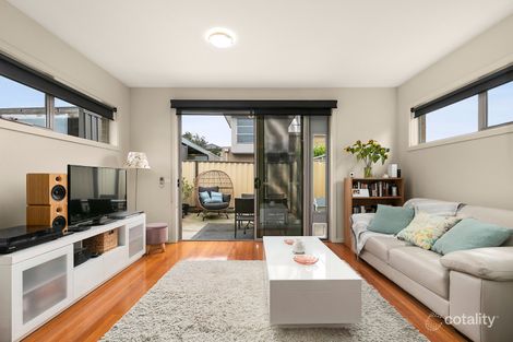 Property photo of 1/70 Miranda Road Reservoir VIC 3073