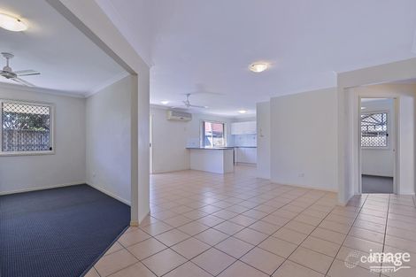 Property photo of 8 Hoddle Court Rothwell QLD 4022