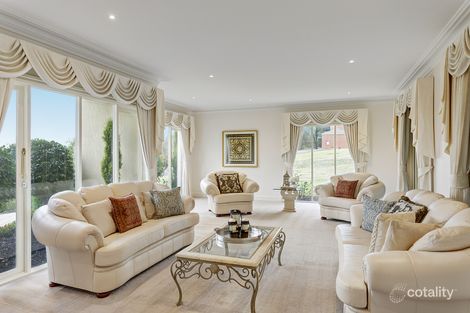 Property photo of 7 Oxford Close Templestowe VIC 3106