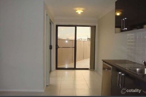 Property photo of 28 Domain Boulevard Prestons NSW 2170