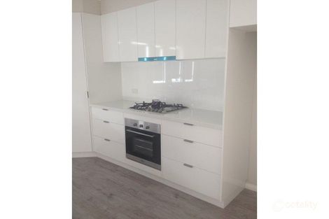 Property photo of 1/5 Carinya Street Glenfield Park NSW 2650