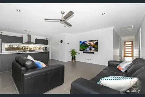 Property photo of 26 Curlew Street Upper Kedron QLD 4055
