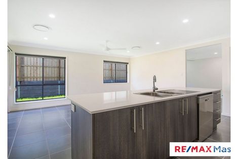 Property photo of 22 Fig Tree Circuit Bahrs Scrub QLD 4207