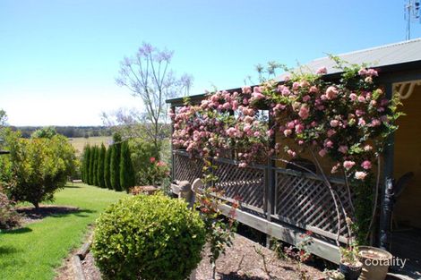 Property photo of 11 Allawah Place Dunmore NSW 2529