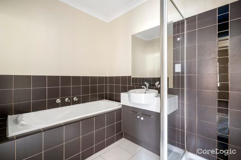 Property photo of 2/97 Greens Road Wyndham Vale VIC 3024