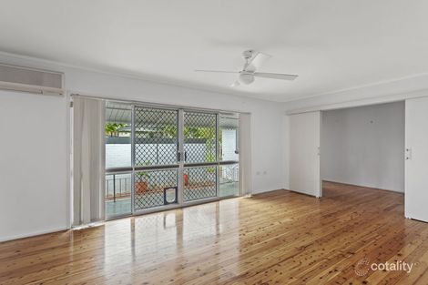 Property photo of 16 Raelyn Street Centenary Heights QLD 4350