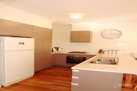 Property photo of 14 Zinnober Gardens Epping VIC 3076
