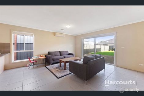 Property photo of 15 Dartmouth Chase Derrimut VIC 3026