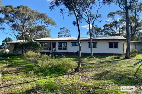 5 Dempsey St, Woodvale, VIC 3556