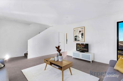 Property photo of 1/38A Lily Way Skye VIC 3977