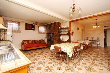 Property photo of 20 Locksley Avenue Reservoir VIC 3073
