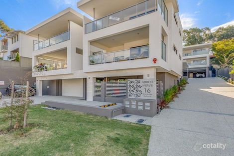 12/16 Sackville Tce, Scarborough, WA 6019