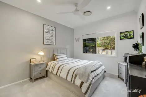 Property photo of 18 Fawngrove Drive Glenvale QLD 4350