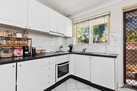 Property photo of 6/15 Sturdee Parade Dee Why NSW 2099