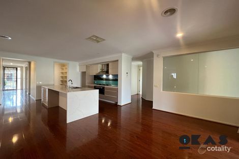 Property photo of 5 Tarcoola Crescent Point Cook VIC 3030