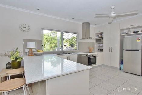 Property photo of 13 Chelsea Close Kewarra Beach QLD 4879