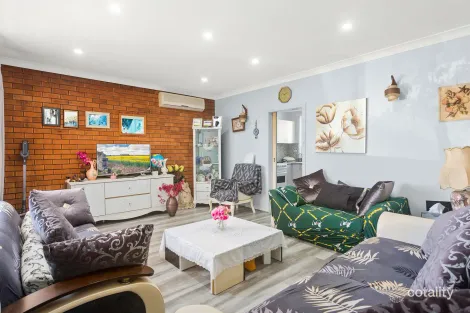 Property photo of 13 Madden Street Oak Flats NSW 2529