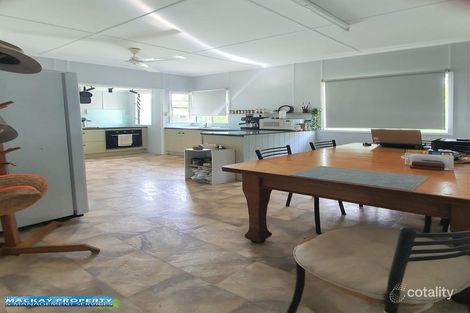 13 Oxford St, Nebo, QLD 4742