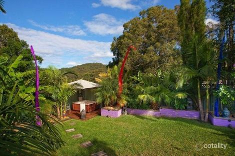 Property photo of 4 Opala Avenue Wyoming NSW 2250