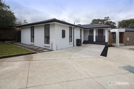 Property photo of 1/3 Marra Court Endeavour Hills VIC 3802