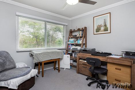 Property photo of 13 Gordon Road Ferny Hills QLD 4055