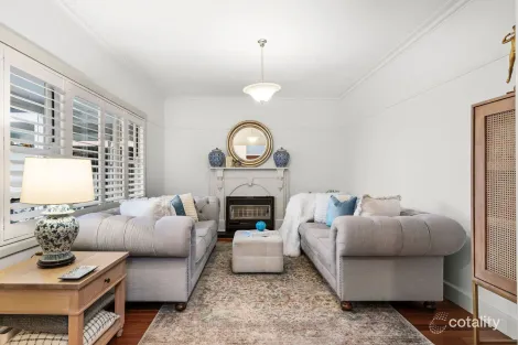 Property photo of 64 Hoffmans Road Essendon VIC 3040