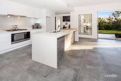 56 Lakeview Bvd, Mermaid Waters, QLD 4218