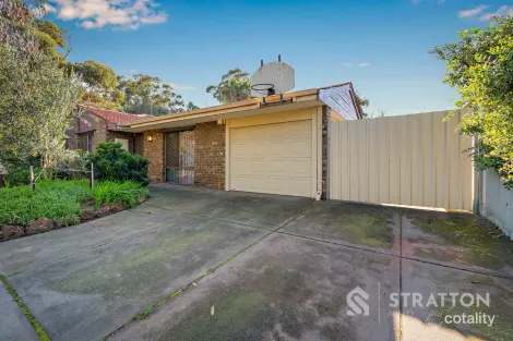 Property photo of 32 Willow Way Maddington WA 6109
