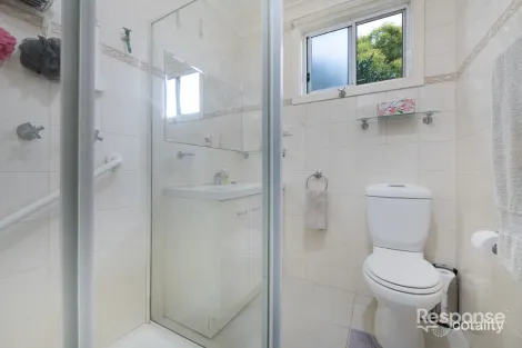 Property photo of 11 Lodge Avenue Old Toongabbie NSW 2146