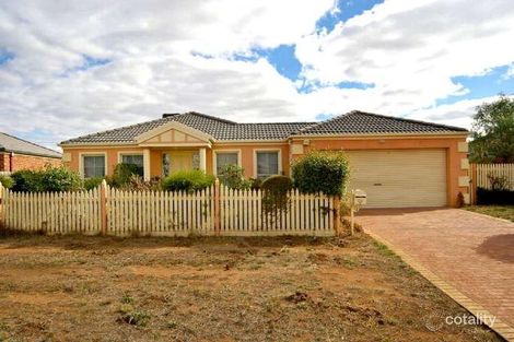 13 Magpie Cl, Lara, VIC 3212