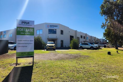 242 Beringarra Ave, Malaga, WA 6090