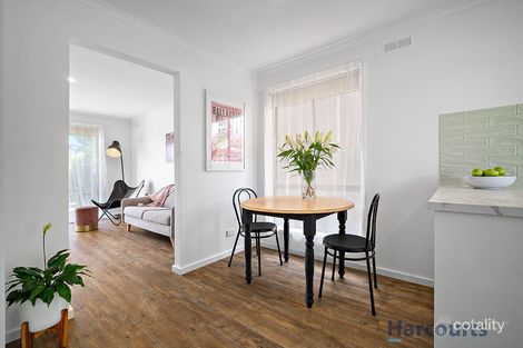 Property photo of 9/4 Wall Street Sebastopol VIC 3356