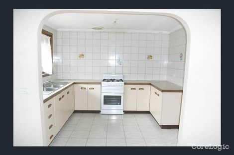 Property photo of 1/40 Pinnaroo Circuit Meadow Heights VIC 3048