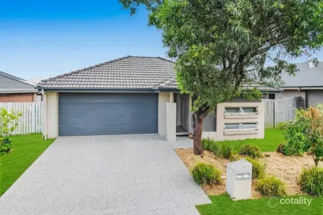 Property photo of 56 Denham Circuit Willow Vale QLD 4209